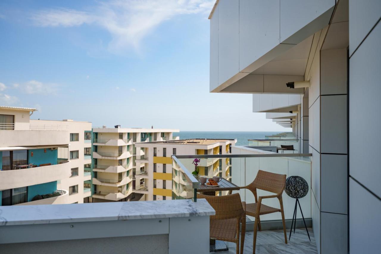 Royale Sundance 224 Infinity Beach Pool & Spa Mamaia Nord Năvodari Exteriör bild