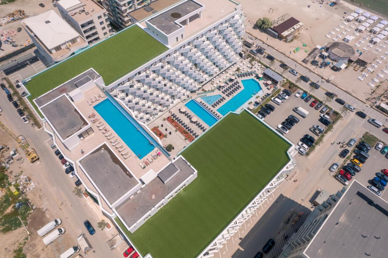 Royale Sundance 224 Infinity Beach Pool & Spa Mamaia Nord Năvodari Exteriör bild